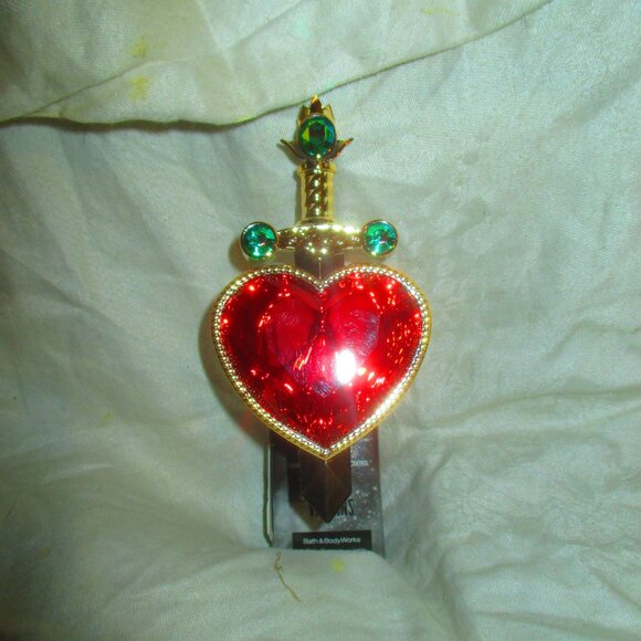 New Bath and Body works Disney Villains Evil Queen Wallflower Light up plug in - Picture 1 of 1